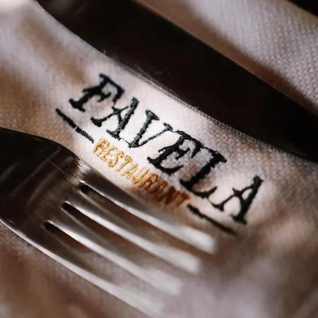 Hotel Favela Bar & Restaurant